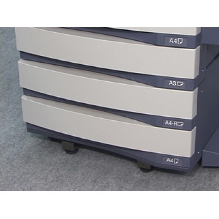 Пьедестал с кассетой Toshiba KD-1018 в Москве Пьедестал с кассетой Toshiba KD-1018 в Москве